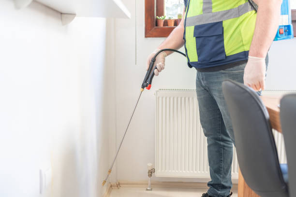 Best Affordable Exterminators  in Louisburg, KS